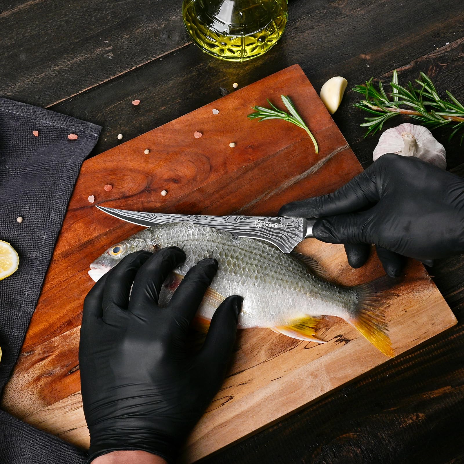 Sunnecko boning knife protective sheath keeps edge safe