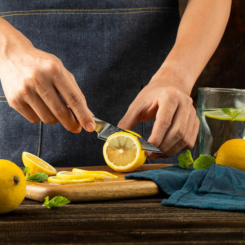 Sunnecko paring knife full-tang handle demonstrates balanced control.