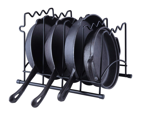 SunnyPoint rack in horizontal setup stores four pans for easy access.