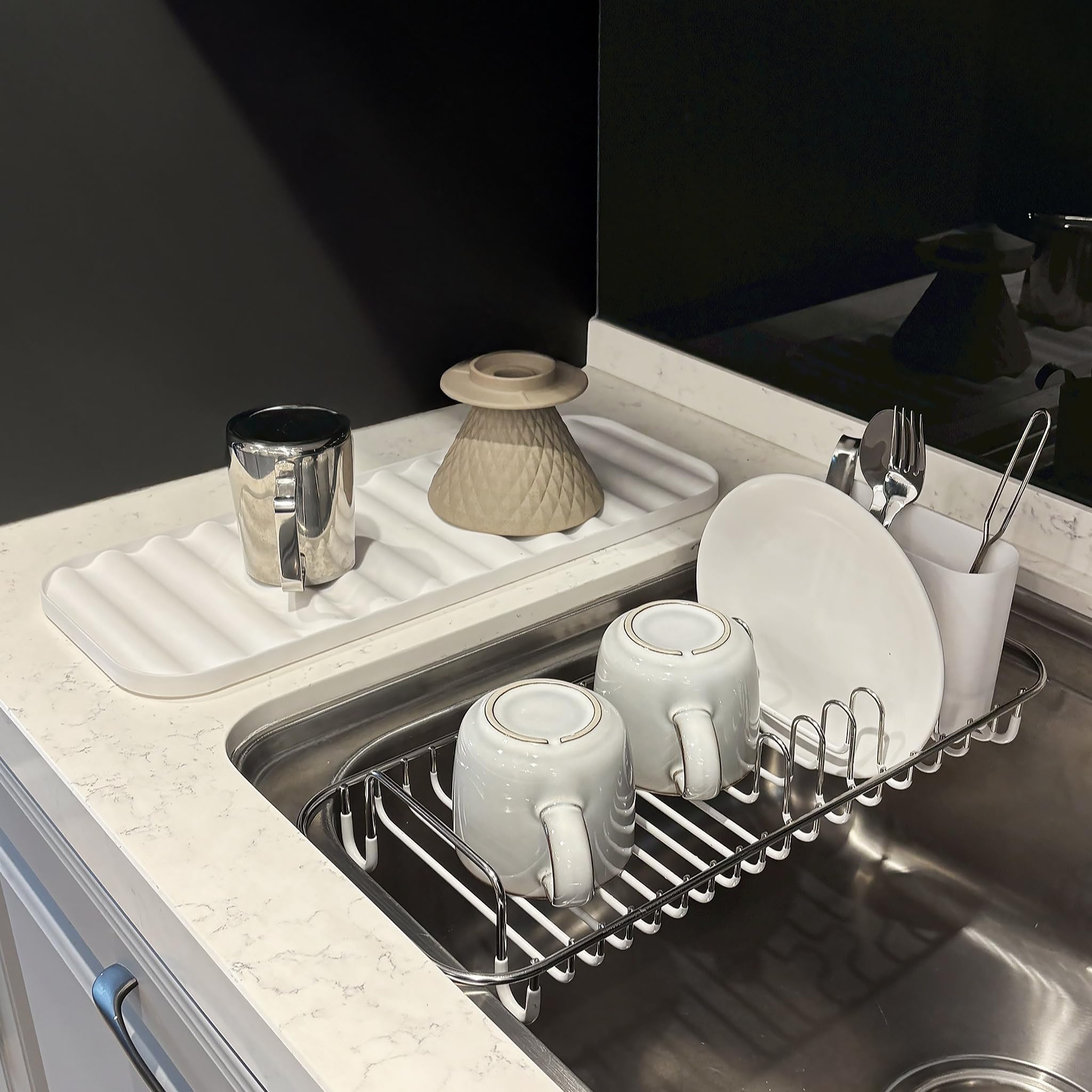 SunnyPoint removable utensil holder with drainage promotes fast drying.