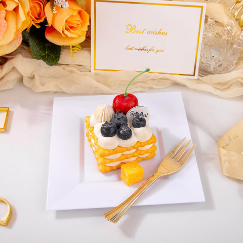 Supernal disposable ware saves time during party cleanup