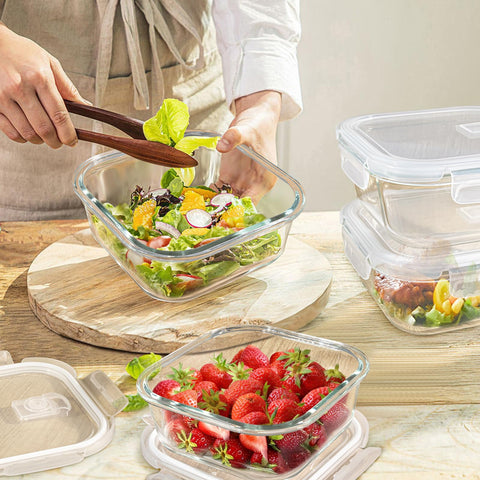 Susukkie microwave safe meal prep glass container for quick snacks.