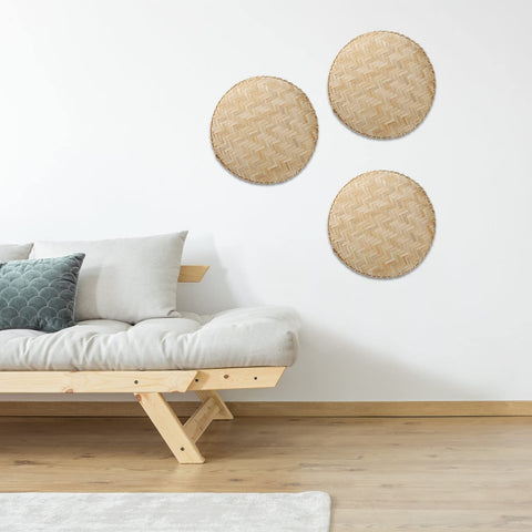 Suwimut easy-clean bamboo tray for everyday serving and display.