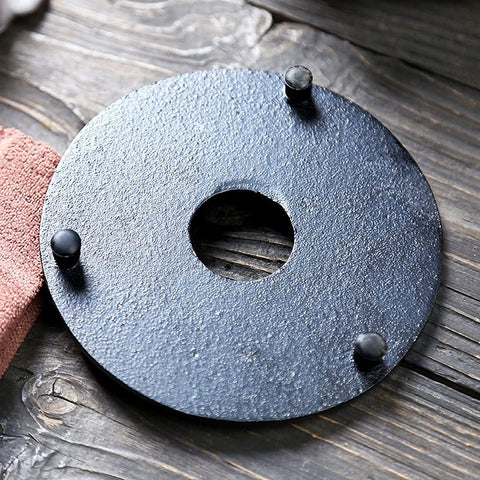 Suyika rubber feet mat adds stability and surface protection.