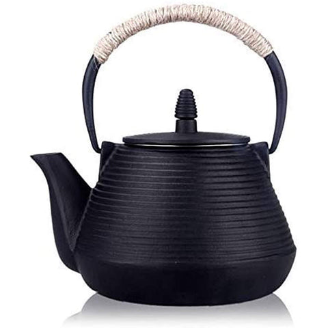Suyika Tetsubin teapot exterior in durable cast iron for everyday tea.