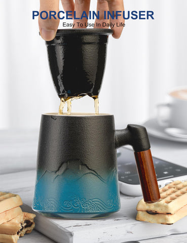 Suyika three-in-one design simplifies tea making on the go.