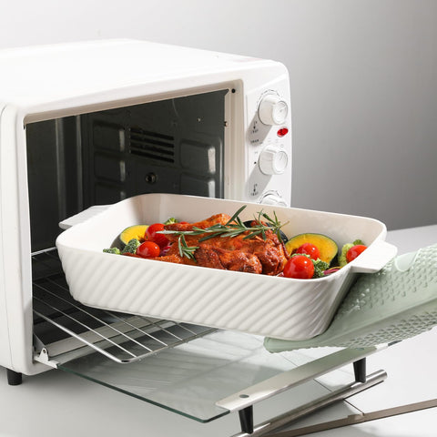 Sweejar lead-free ceramic bakeware supports safe oven use.