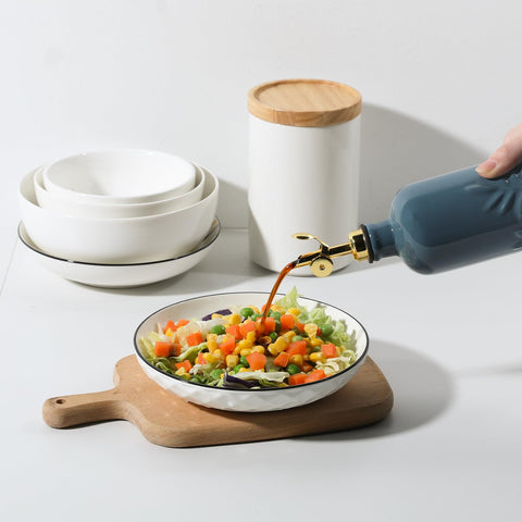 Sweejar opaque ceramic bottle blocks light to preserve flavor