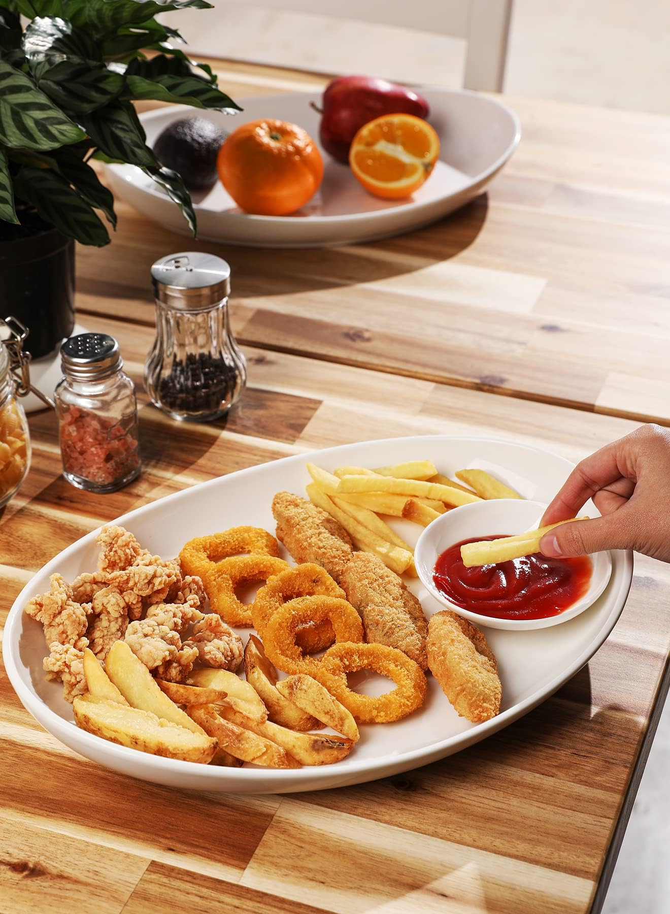 Sweese elegant white oval platter presents meals with a clean, refined look