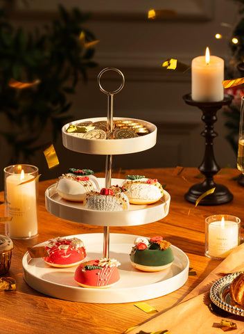 Sweese stackable design simplifies storage after events.