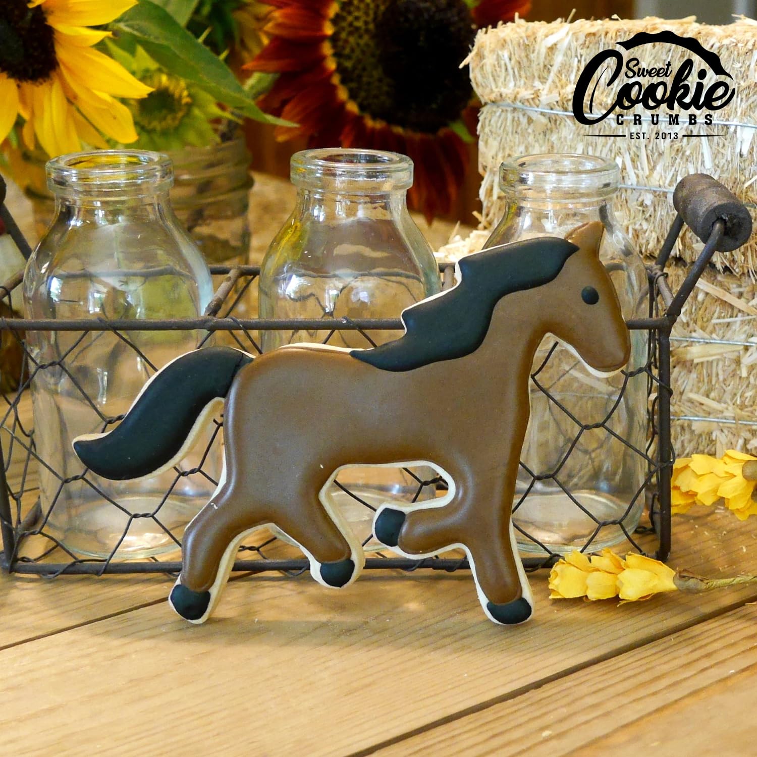 Sweet Cookie Crumbs sheep cutter for soft farm designs and kid-friendly snacks.