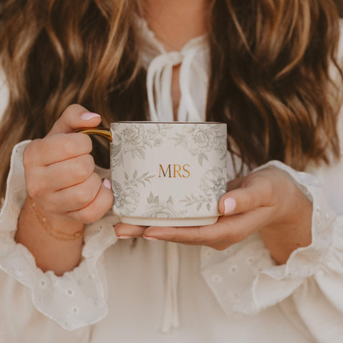 Bridal gift idea for weddings, engagements, or newlyweds.