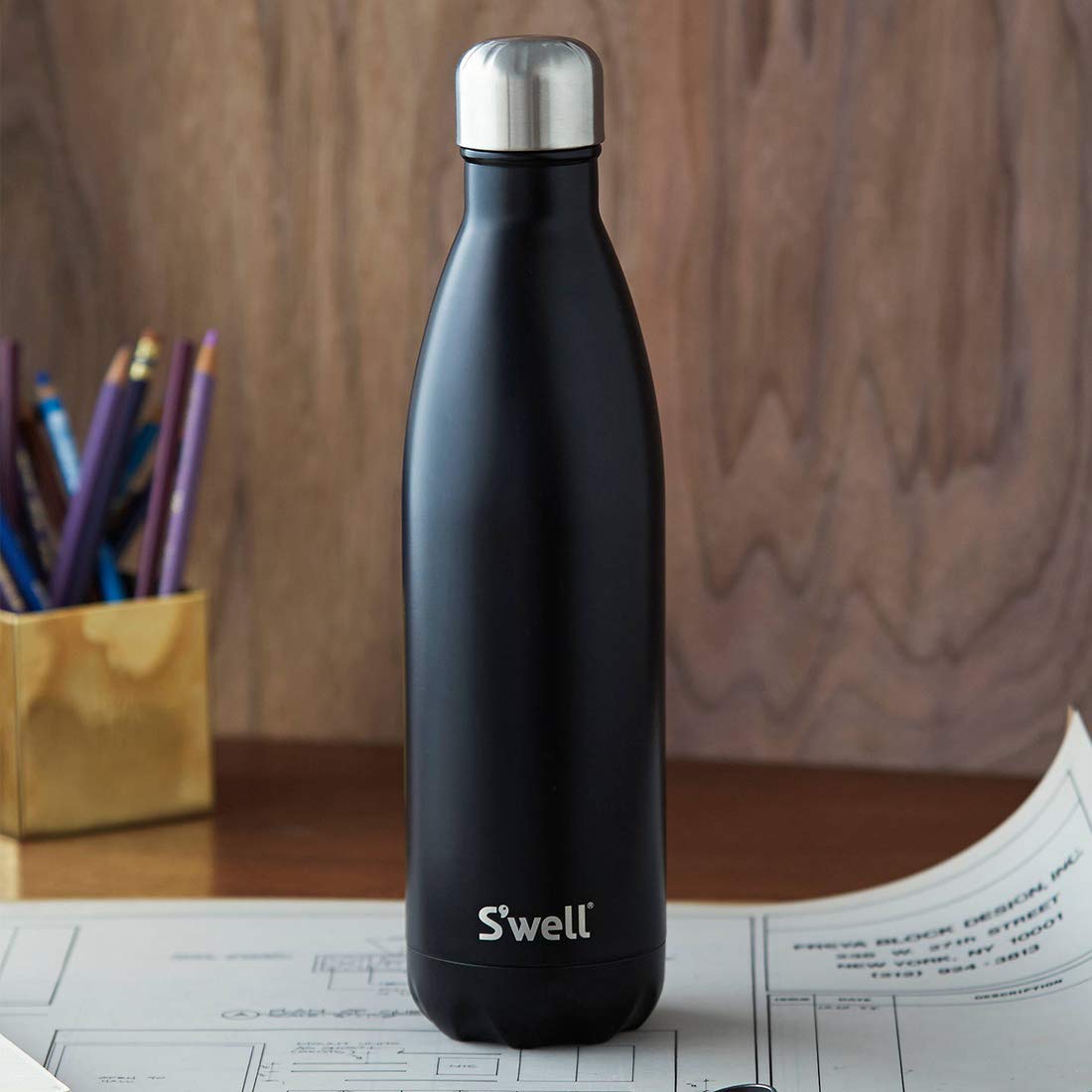 S’well 17oz bottle showing triple-layer insulation for temperature control.