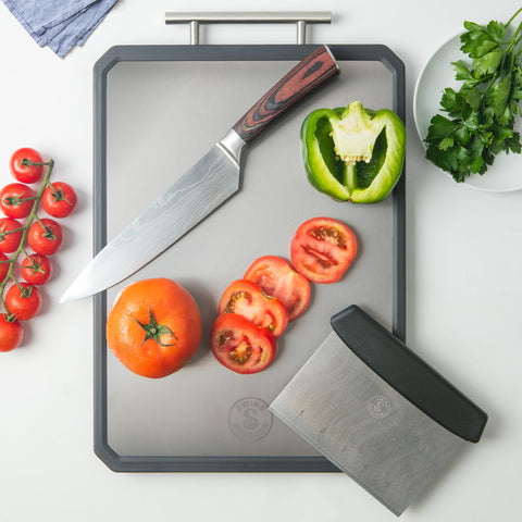 Swing & Swagger non-slip edges keep the board stable