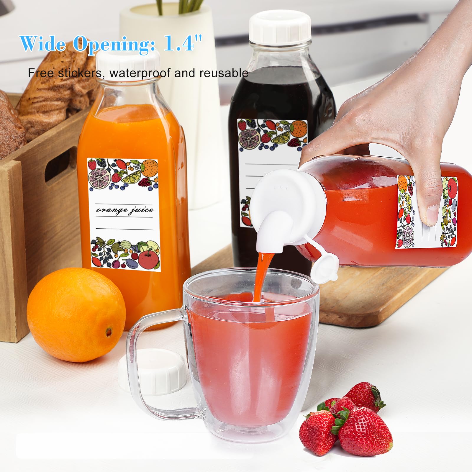 Syntic 9.1-inch tall glass jug with easy one-handed grip.
