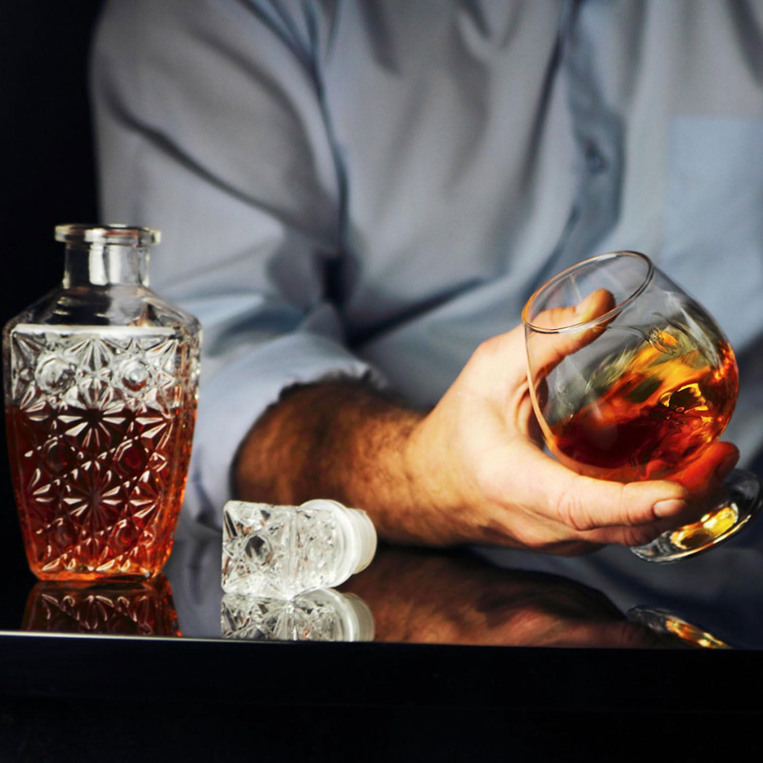 Taeyonk floral-pattern decanter elevates decor while serving guests