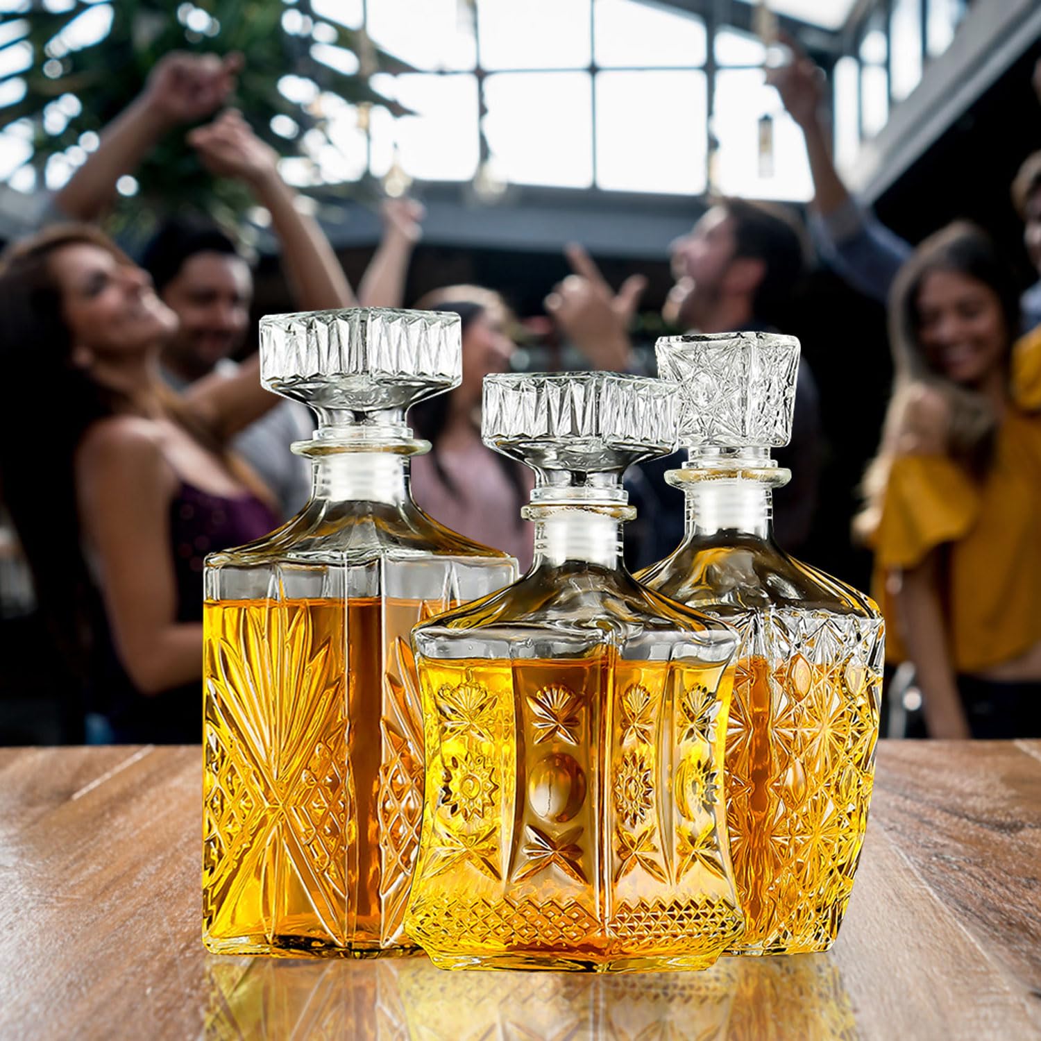 Taeyonk top-seal decanter maintains freshness and aroma for tastings