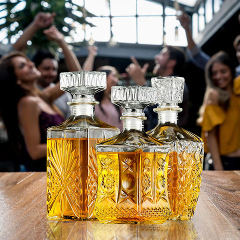 Taeyonk top-seal decanter maintains freshness and aroma for tastings