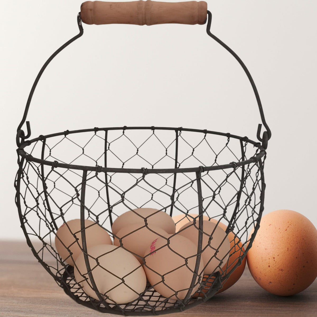 TAIANLE farmhouse wire egg basket with handle for easy transport of fresh eggs