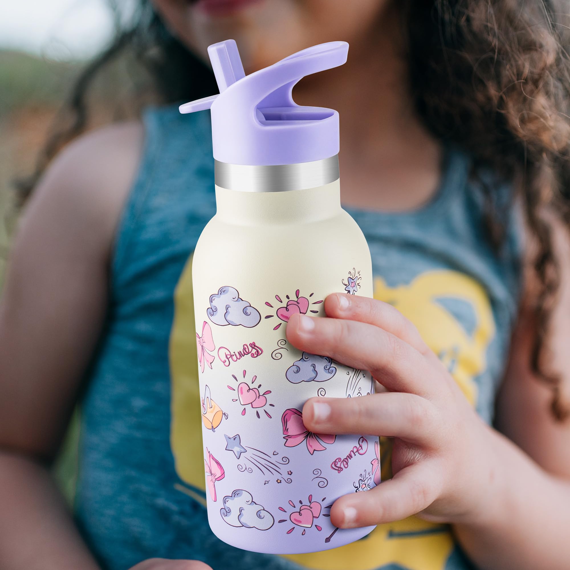 TAKYIT water bottle in a school bag ready for daily use.