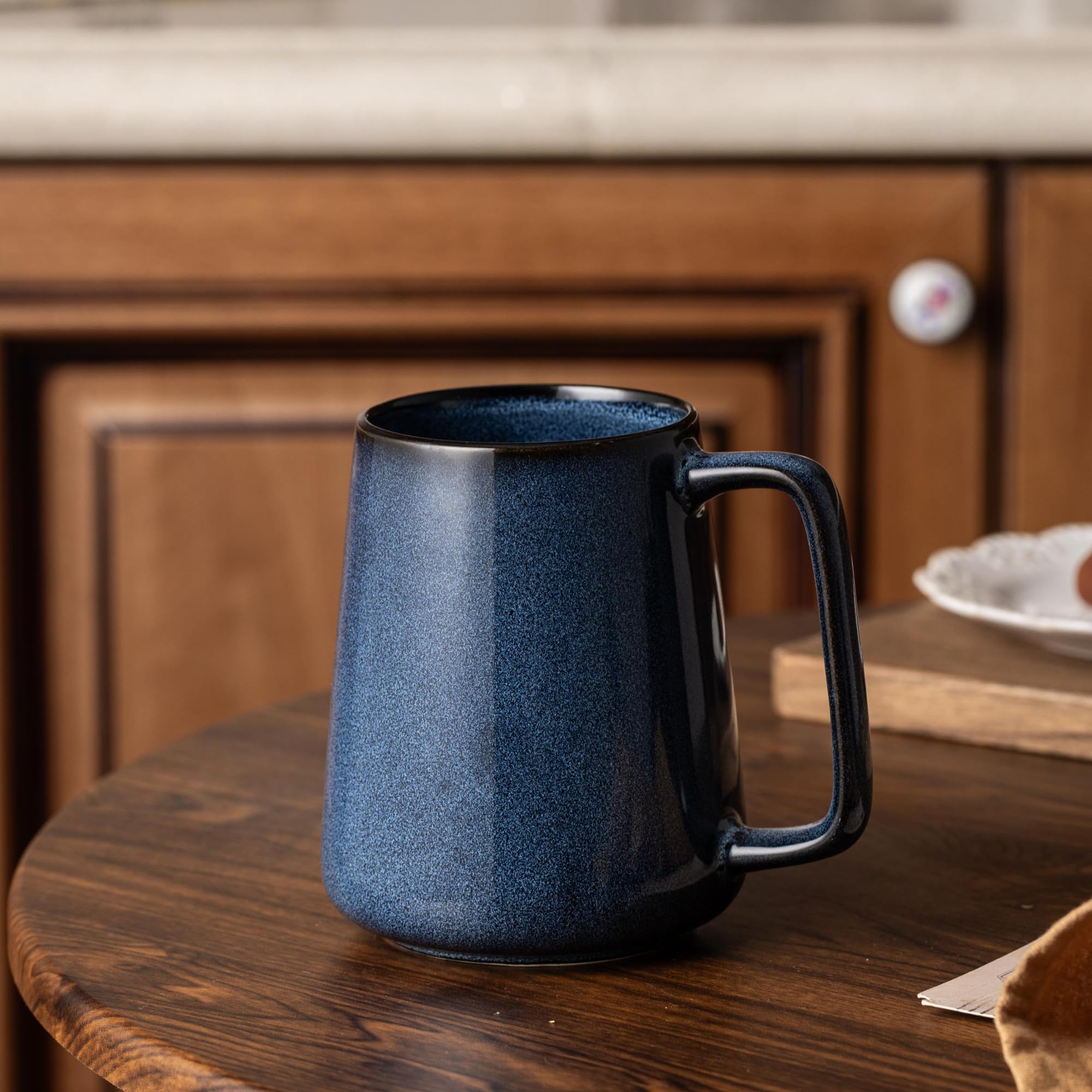 TaoTaojarvie cafe-at-home use pictured with latte art and cozy mood.