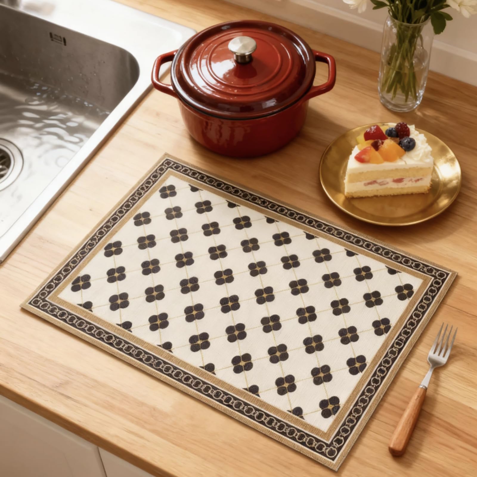 Tatibana dish drying mat anti-slip backing keeps items stable on wet counters