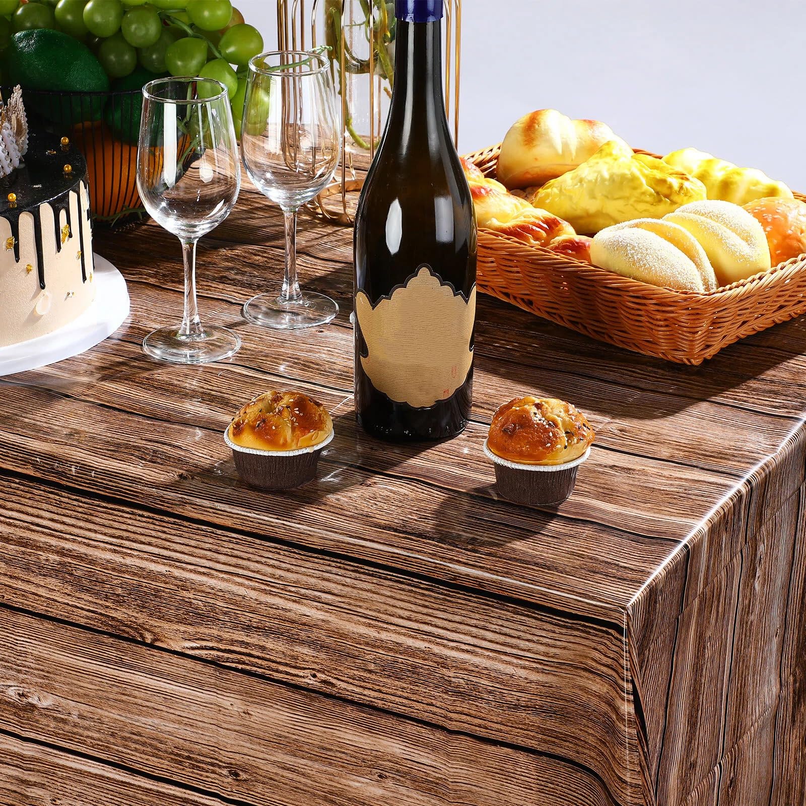 Tatuo wood grain tablecloth suitable for weddings and barn-themed events.
