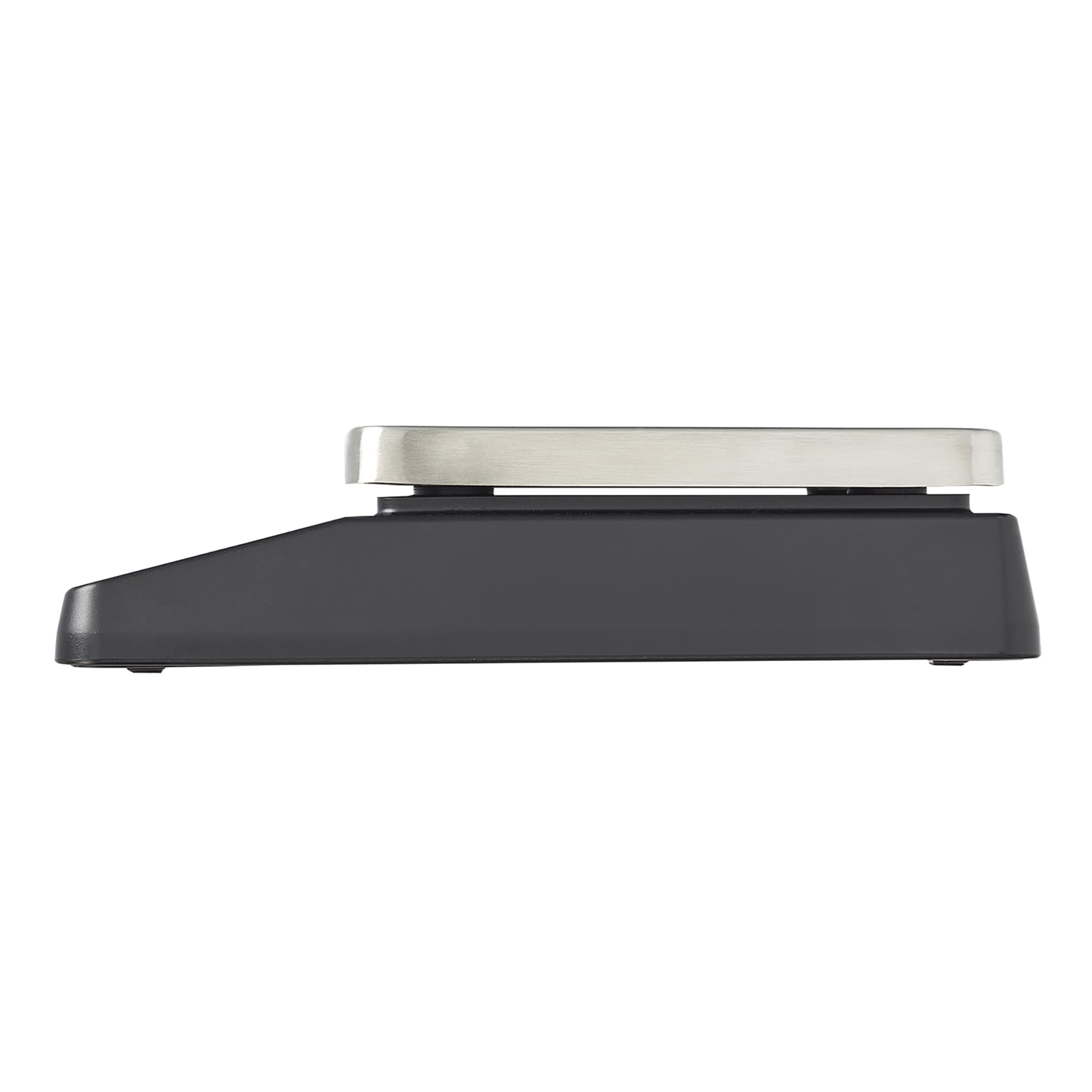 Taylor TE10FT powered by AC adapter or batteries for flexible setup.