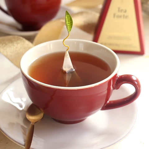 Pyramid infuser ready for flavorful, balanced infusion with Tea Forte