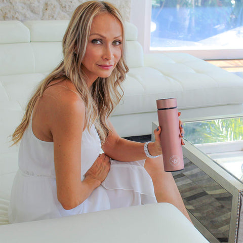 Teabloom Cosmopolitan eco-friendly packaging supports sustainability.