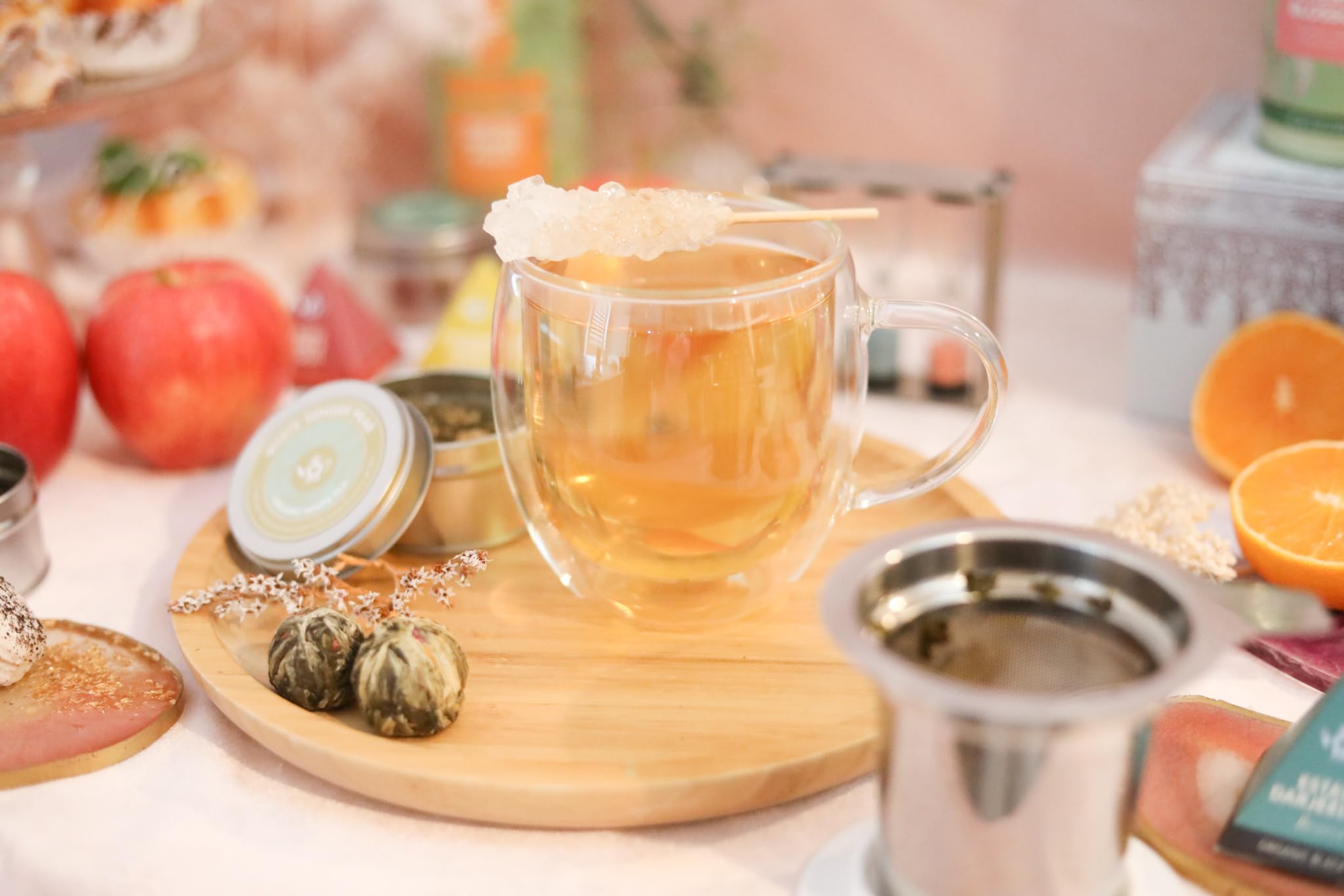 Teabloom double-wall borosilicate glass showing clarity and insulation