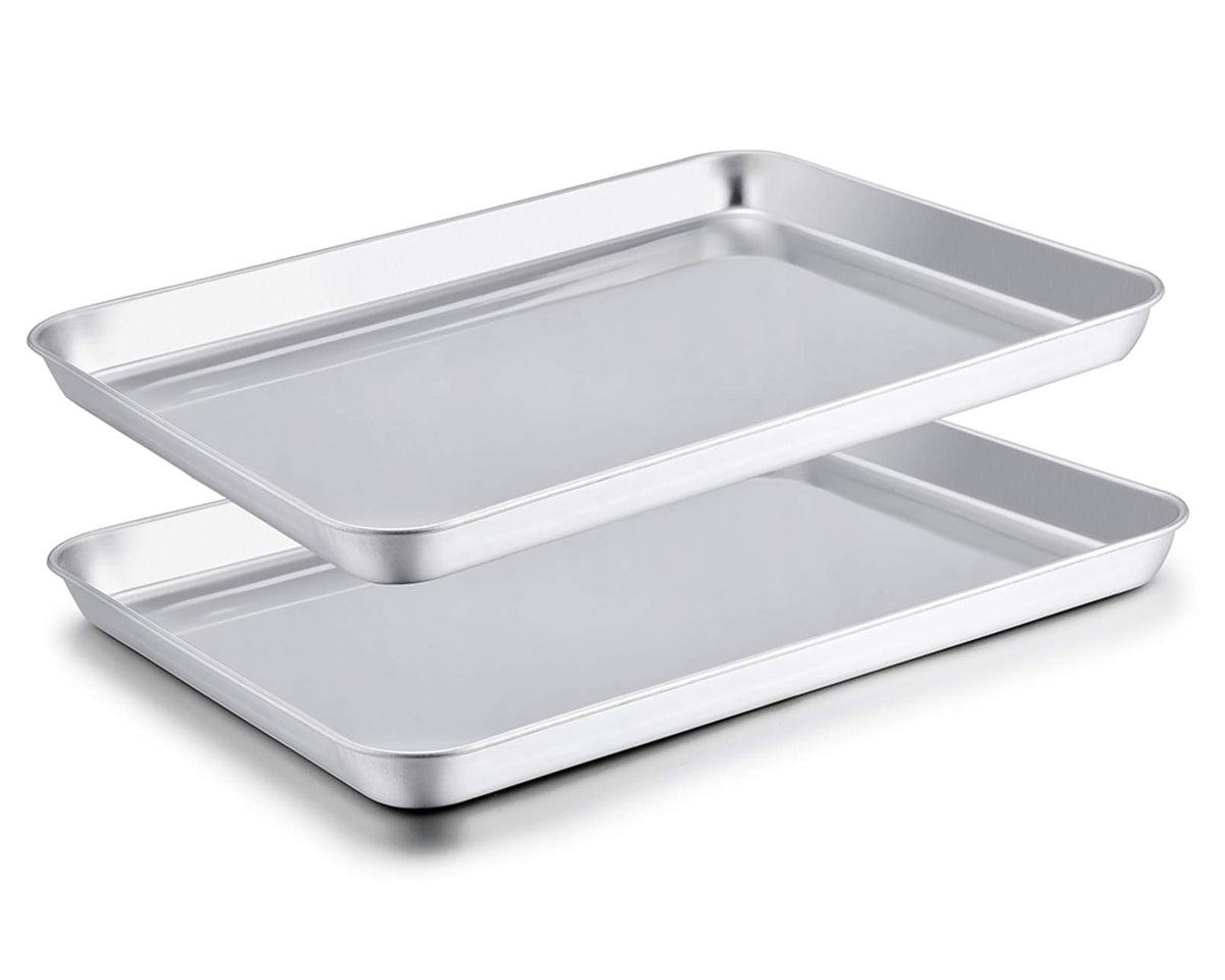 TeamFar baking sheet outer 16x12 shows sturdy, rust-free stainless steel.