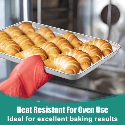 TeamFar baking sheets with rolled edges ensure safe handling and grip.