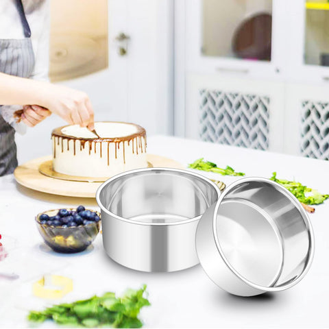 TeamFar oven-safe and dishwasher-safe pans offer easy cleanup.