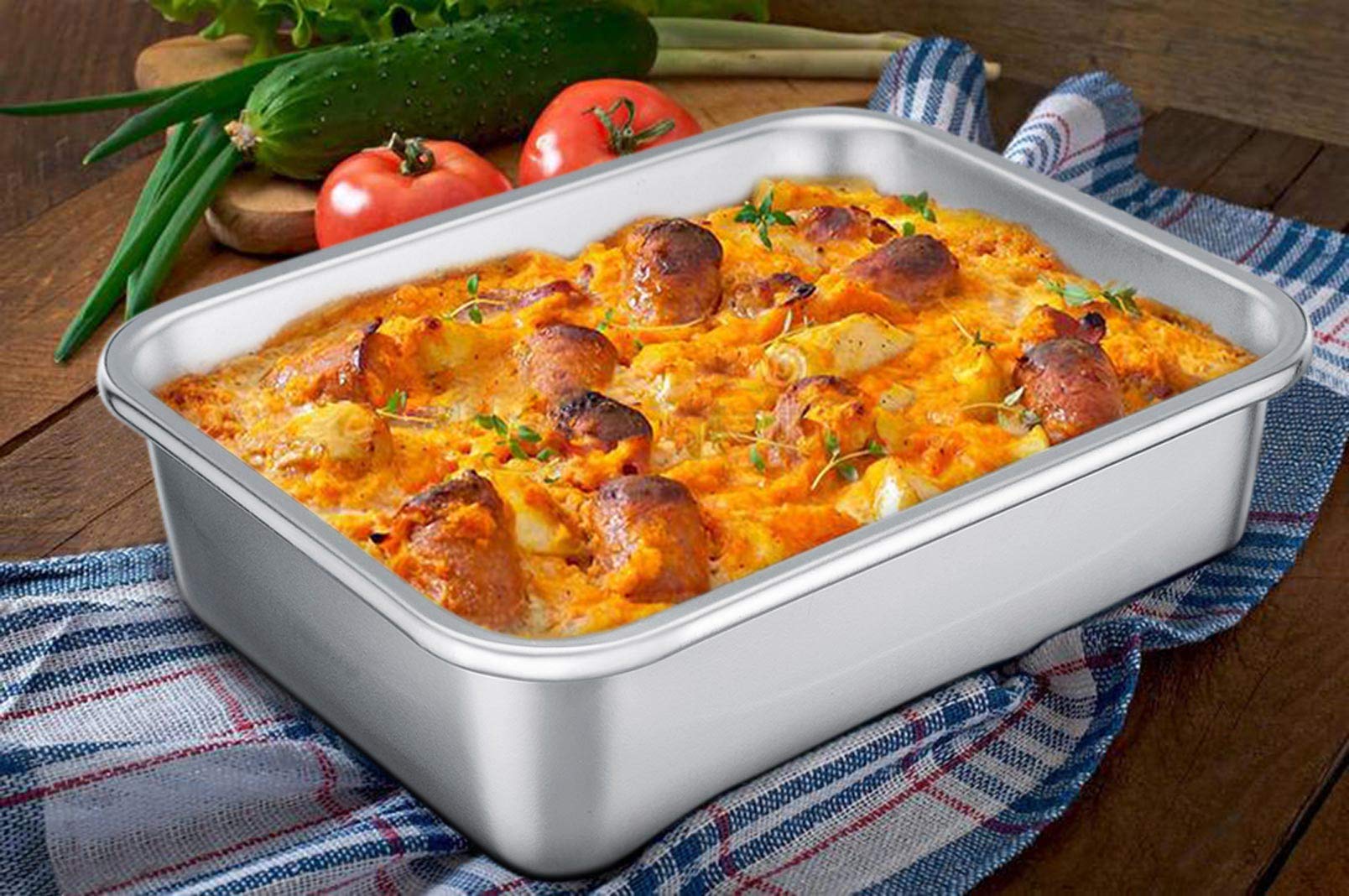 TeamFar stainless steel finish emphasizes rust-free performance for family meals.