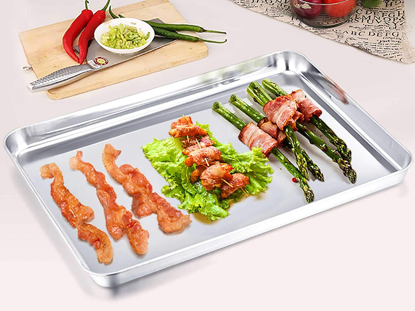 TeamFar toaster oven pan with mirror finish for smooth release and easy cleaning.