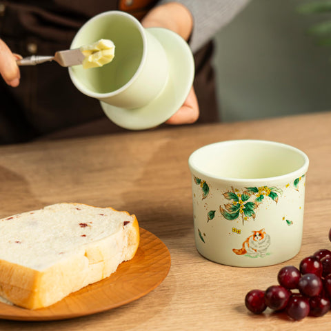 Teapeak ready-to-serve butter ideal for toast, bread, and waffles.
