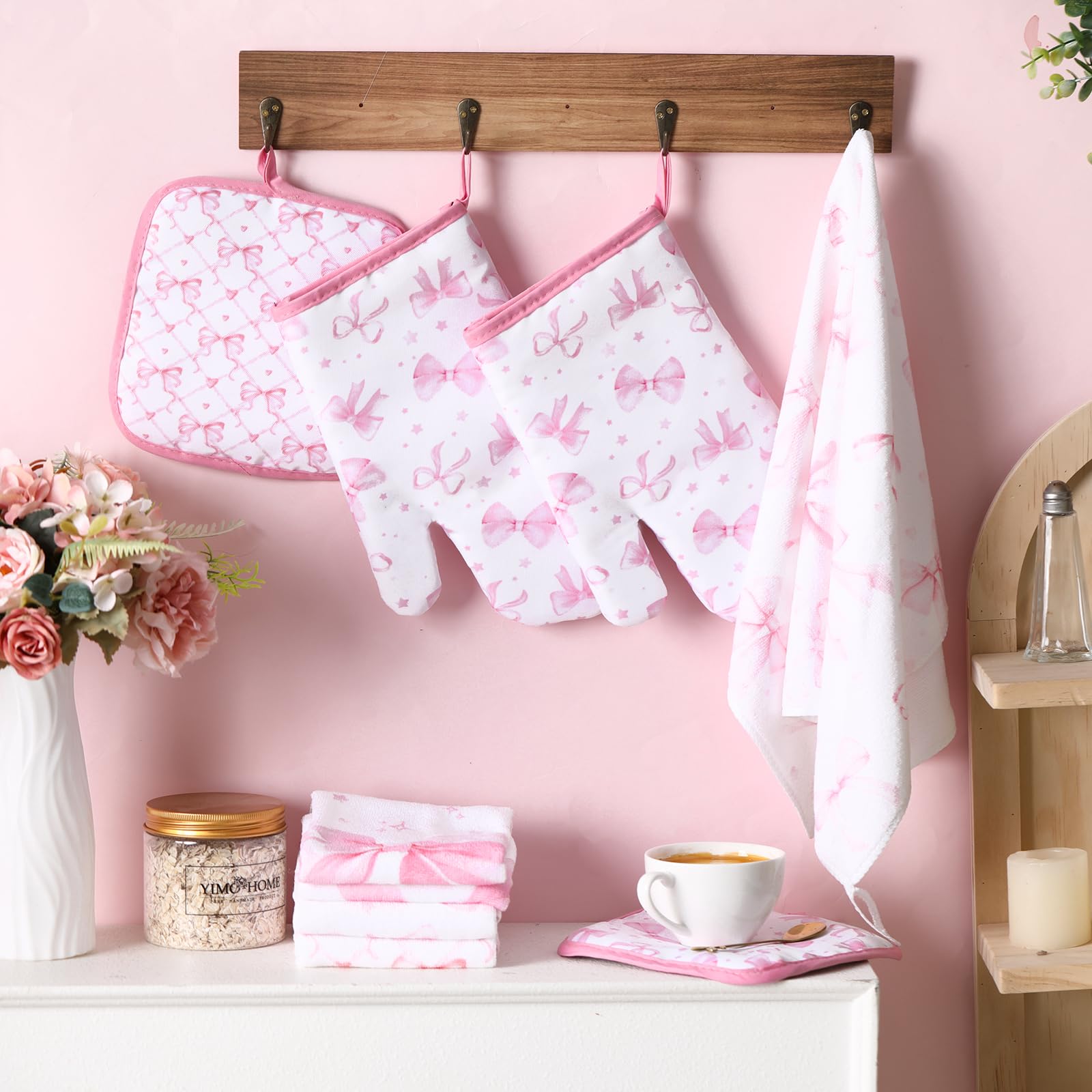 Teenyyou Coquette microfiber towels absorb spills quickly