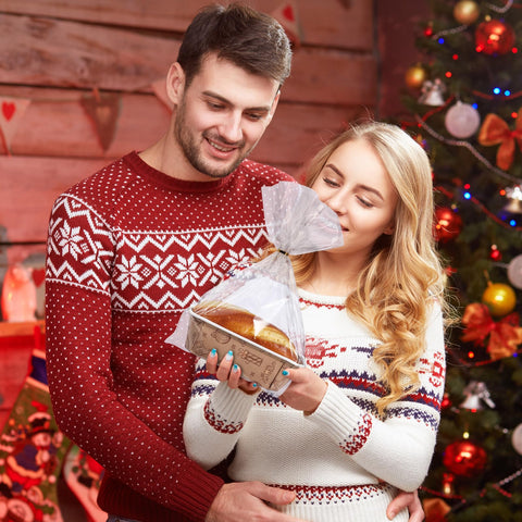 Teenyyou holiday baking set helps you create and share homemade loaves