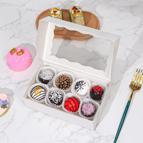 TEMLQPACK flat-pack bakery box saves space when storing.