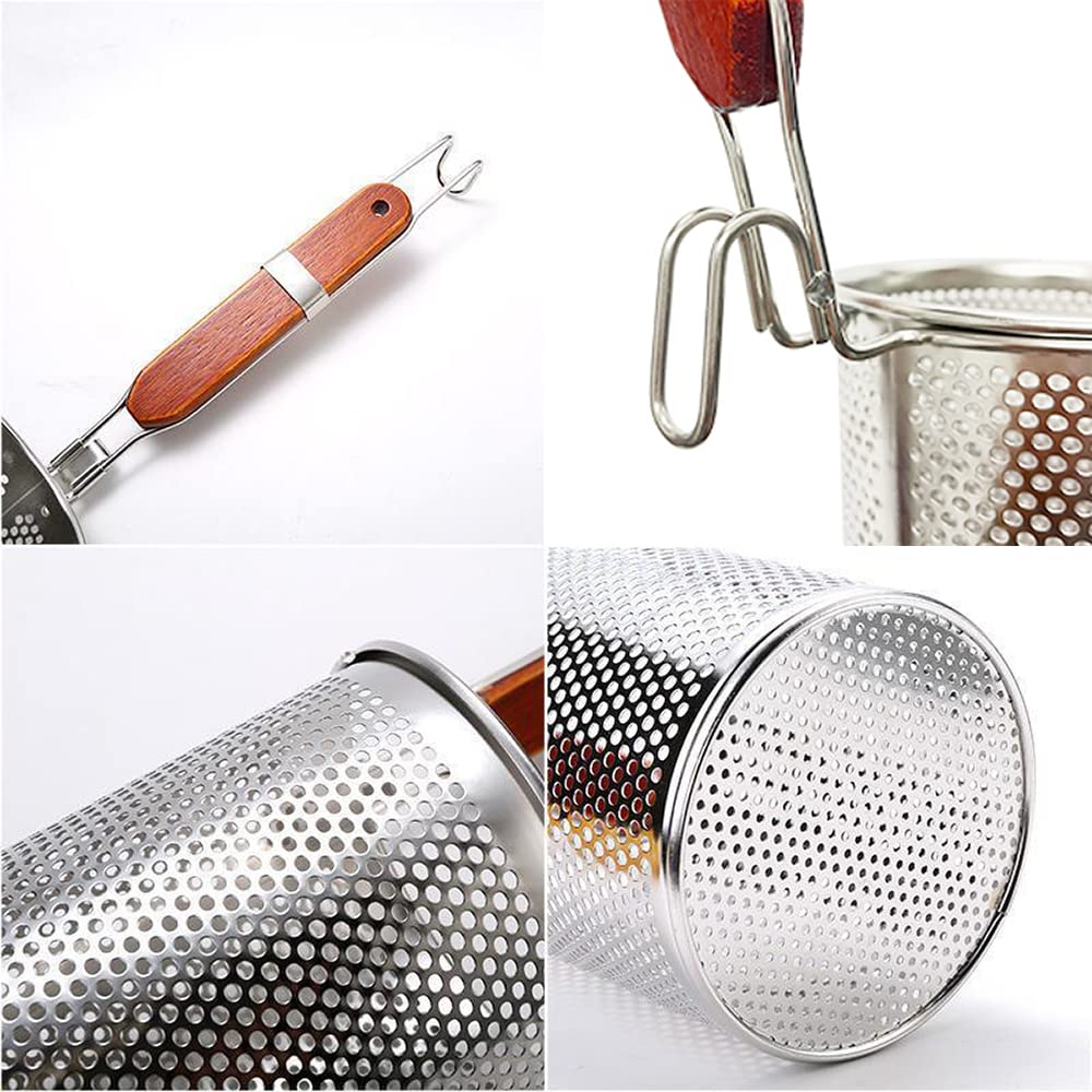 TENTA KITCHEN stainless steel mesh with wooden handle keeps hands safe during cooking.