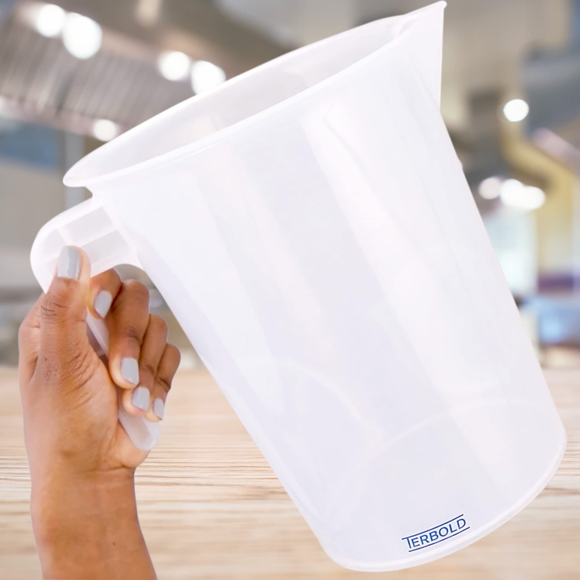 Terbold 5L durable plastic pitcher resists drops and temperature changes.