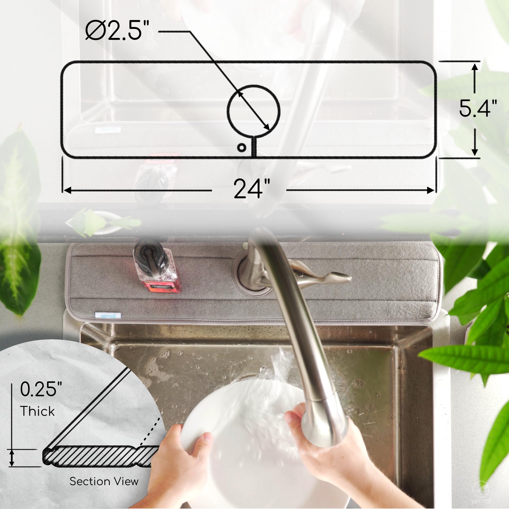Ternal Sinkmat splash guard shields the sink area from splashes and water marks.