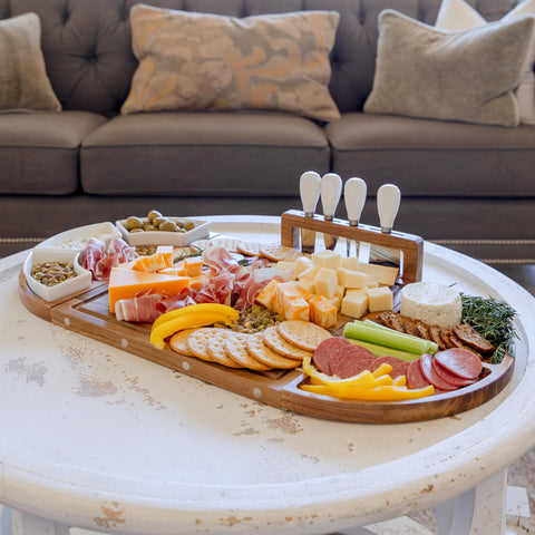 The Elite Snacker magnetic board supports easy party displays