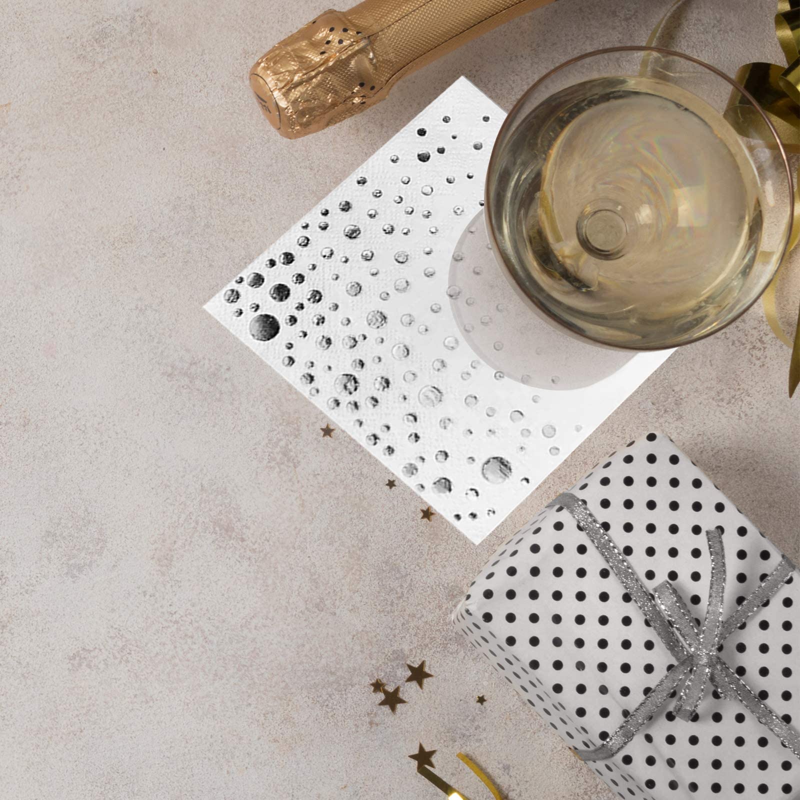 The Essential Concierge cake and appetizer napkins for elegant stations