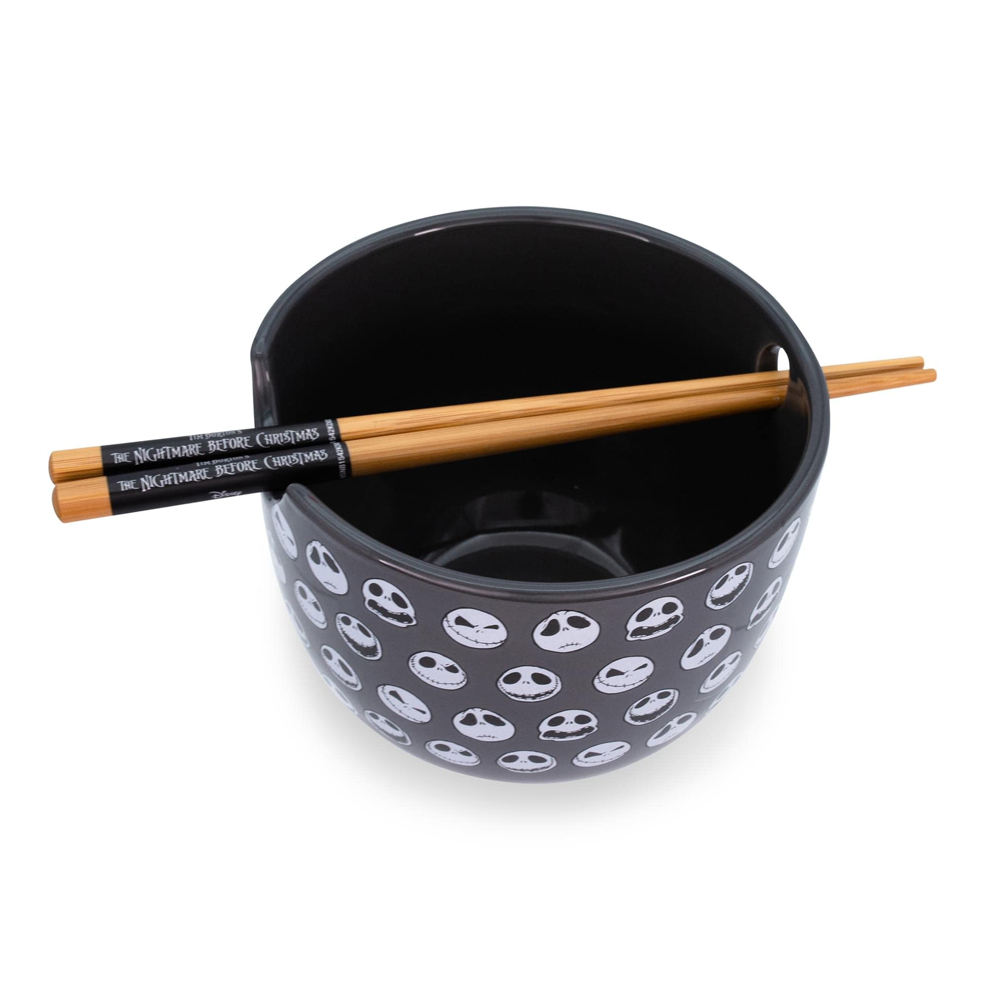 The Nightmare Before Christmas ramen bowl with chopsticks set includes built-in rests for convenient dining.