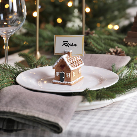 The Twiddlers 200 high-quality paper stock ensures sturdy cards that stand.