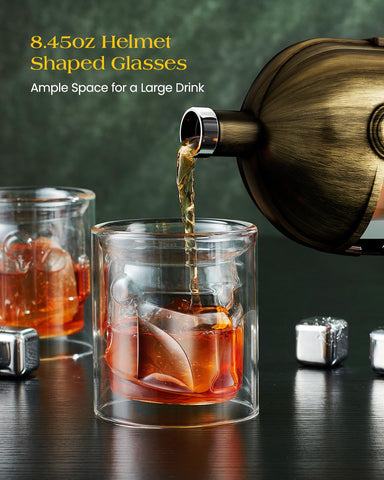 The set includes two glasses, perfect for sharing drinks with friends at home.