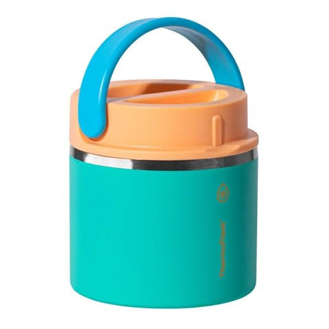 ThermoFlask blue lid close-up highlights screw-on seal and secure transport.