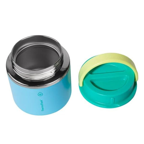 ThermoFlask leak-proof screw-on lid demonstrated with secure sealing.